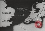 Standbild RAF-Bomber der Gruppe Nr 2 Eindhoven Niederlande, 1942, aus Sekunde 24 historischem Filmmaterial Videoclip 65675059556