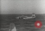 Standbild RAF-Bomber der Gruppe Nr 2 Eindhoven Niederlande, 1942, aus Sekunde 48 historischem Filmmaterial Videoclip 65675059556