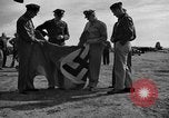 Standbild deutsche Ju-88 Flugzeuge europäische Theater, 1943, aus Sekunde 47 historischem Filmmaterial Videoclip 65675059562