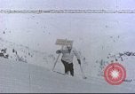 Standbild snow Rangers Alta Utah USA, 1950, aus Sekunde 1 historischem Filmmaterial Videoclip 65675059571