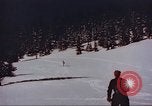 Standbild snow Rangers Alta Utah USA, 1950, aus Sekunde 15 historischem Filmmaterial Videoclip 65675059571