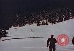 Standbild snow Rangers Alta Utah USA, 1950, aus Sekunde 16 historischem Filmmaterial Videoclip 65675059571