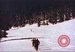 Standbild snow Rangers Alta Utah USA, 1950, aus Sekunde 28 historischem Filmmaterial Videoclip 65675059571