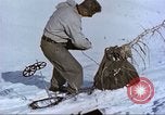 Standbild snow Rangers Alta Utah USA, 1950, aus Sekunde 5 historischem Filmmaterial Videoclip 65675059572