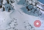 Standbild snow Rangers Alta Utah USA, 1950, aus Sekunde 60 historischem Filmmaterial Videoclip 65675059572