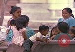 Immagine di Popolo colombiano nel parco pubblico Candelaria Colombia, 1972, secondo 38 filmato di repertorio 65675059591