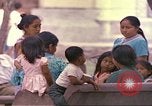 Immagine di Popolo colombiano nel parco pubblico Candelaria Colombia, 1972, secondo 39 filmato di repertorio 65675059591