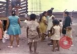 Immagine di Popolo colombiano nel parco pubblico Candelaria Colombia, 1972, secondo 43 filmato di repertorio 65675059591