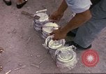 Immagine di Popolo colombiano nel parco pubblico Candelaria Colombia, 1972, secondo 49 filmato di repertorio 65675059591