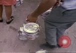 Immagine di Popolo colombiano nel parco pubblico Candelaria Colombia, 1972, secondo 52 filmato di repertorio 65675059591