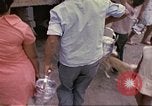 Immagine di Popolo colombiano nel parco pubblico Candelaria Colombia, 1972, secondo 53 filmato di repertorio 65675059591