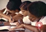 Image des études de médecine à l'Universidad del Valle Candelaria Colombie, 1972, de la seconde 16 séquences d'archives historiques vidéo 65675059593