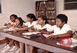 Image des études de médecine à l'Universidad del Valle Candelaria Colombie, 1972, de la seconde 30 séquences d'archives historiques vidéo 65675059593