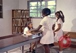 Image des études de médecine à l'Universidad del Valle Candelaria Colombie, 1972, de la seconde 42 séquences d'archives historiques vidéo 65675059593