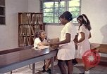 Image des études de médecine à l'Universidad del Valle Candelaria Colombie, 1972, de la seconde 43 séquences d'archives historiques vidéo 65675059593