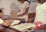 Image des études de médecine à l'Universidad del Valle Candelaria Colombie, 1972, de la seconde 52 séquences d'archives historiques vidéo 65675059593
