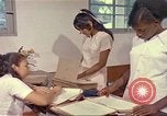Image des études de médecine à l'Universidad del Valle Candelaria Colombie, 1972, de la seconde 54 séquences d'archives historiques vidéo 65675059593