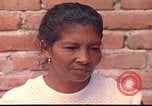 Image des soins pédiatriques en Colombie Candelaria Colombie, 1972, de la seconde 49 séquences d'archives historiques vidéo 65675059596