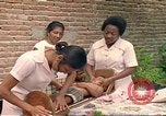 Image des soins pédiatriques en Colombie Candelaria Colombie, 1972, de la seconde 52 séquences d'archives historiques vidéo 65675059596