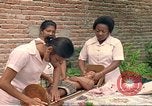 Image des soins pédiatriques en Colombie Candelaria Colombie, 1972, de la seconde 55 séquences d'archives historiques vidéo 65675059596
