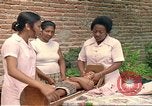 Image des soins pédiatriques en Colombie Candelaria Colombie, 1972, de la seconde 56 séquences d'archives historiques vidéo 65675059596