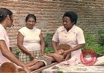 Image des soins pédiatriques en Colombie Candelaria Colombie, 1972, de la seconde 58 séquences d'archives historiques vidéo 65675059596