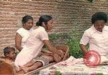 Image des soins pédiatriques en Colombie Candelaria Colombie, 1972, de la seconde 61 séquences d'archives historiques vidéo 65675059596
