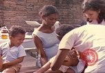 Immagine di Anni Settanta di cure mediche in Colombia Candelaria Colombia, 1972, secondo 16 filmato di repertorio 65675059597