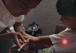 Immagine di Anni Settanta di cure mediche in Colombia Candelaria Colombia, 1972, secondo 31 filmato di repertorio 65675059597