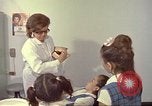 Immagine di Anni Settanta di cure mediche in Colombia Candelaria Colombia, 1972, secondo 44 filmato di repertorio 65675059597