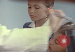 Immagine di Anni Settanta di cure mediche in Colombia Candelaria Colombia, 1972, secondo 53 filmato di repertorio 65675059597