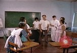 Image les médecins de l'Universidad del Valle Candelaria Colombie, 1972, de la seconde 31 séquences d'archives historiques vidéo 65675059598