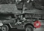 Standbild A-2 intelligence Officer South Pacific Ocean, 1943, aus Sekunde 26 historischem Filmmaterial Videoclip 65675059603