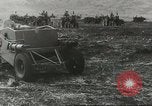 Image Australian 7e Division Nouvelle Guinée, 1944, de la seconde 36 séquences d'archives historiques vidéo 65675059605