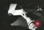 Standbild Allied task force Goodenough Island New Guinea, 1944, aus Sekunde 15 historischem Filmmaterial Videoclip 65675059607