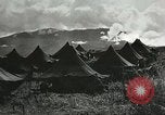 Standbild alliierten Soldaten Goodenough Island New Guinea, 1944, aus Sekunde 4 historischem Filmmaterial Videoclip 65675059609