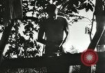Standbild alliierten Soldaten Goodenough Island New Guinea, 1944, aus Sekunde 25 historischem Filmmaterial Videoclip 65675059609