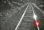 Standbild Eisenbahn Güterwagen gezogen von EMD FT ABBA diesel-elektrischer Motor United States USA, 1944, aus Sekunde 3 historischem Filmmaterial Videoclip 65675059610