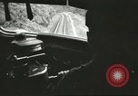 Standbild Eisenbahn Güterwagen gezogen von EMD FT ABBA diesel-elektrischer Motor United States USA, 1944, aus Sekunde 7 historischem Filmmaterial Videoclip 65675059610