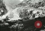 Standbild Eisenbahn Güterwagen gezogen von EMD FT ABBA diesel-elektrischer Motor United States USA, 1944, aus Sekunde 19 historischem Filmmaterial Videoclip 65675059610