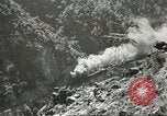 Standbild Eisenbahn Güterwagen gezogen von EMD FT ABBA diesel-elektrischer Motor United States USA, 1944, aus Sekunde 25 historischem Filmmaterial Videoclip 65675059610