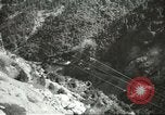 Standbild Eisenbahn Güterwagen gezogen von EMD FT ABBA diesel-elektrischer Motor United States USA, 1944, aus Sekunde 46 historischem Filmmaterial Videoclip 65675059610