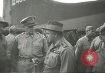 Standbild General Douglas Macarthur Port Moresby Papua Neu Guinea, 1944, aus Sekunde 21 historischem Filmmaterial Videoclip 65675059612