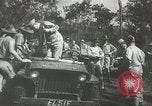 Standbild General Douglas Macarthur Port Moresby Papua Neu Guinea, 1944, aus Sekunde 24 historischem Filmmaterial Videoclip 65675059612