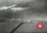 Standbild US Army Air Forces C-53 Flugzeuge drop liefert Kokoda New Guinea, 1942, aus Sekunde 46 historischem Filmmaterial Videoclip 65675059613