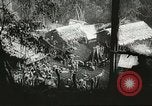 Image des soldats australiens dans la jungle Kokoda Nouvelle Guinée, 1942, de la seconde 4 séquences d'archives historiques vidéo 65675059614