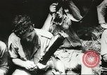 Image des soldats australiens dans la jungle Kokoda Nouvelle Guinée, 1942, de la seconde 22 séquences d'archives historiques vidéo 65675059614
