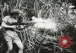 Image des soldats australiens dans la jungle Kokoda Nouvelle Guinée, 1942, de la seconde 56 séquences d'archives historiques vidéo 65675059614