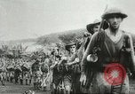Image Australien blessé soldats au front pendant Seconde Guerre Mondiale Kokoda Nouvelle Guinée, 1942, de la seconde 6 séquences d'archives historiques vidéo 65675059615
