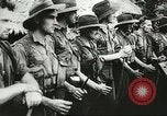 Image Australien blessé soldats au front pendant Seconde Guerre Mondiale Kokoda Nouvelle Guinée, 1942, de la seconde 14 séquences d'archives historiques vidéo 65675059615